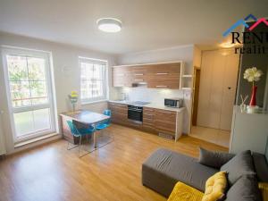 Pronájem bytu 2+kk, Benátky nad Jizerou - Benátky nad Jizerou II, náměstí 17. listopadu, 36 m2