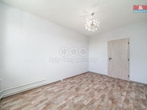 Prodej bytu 3+1, Maletín - Starý Maletín, 68 m2