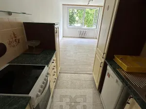 Pronájem bytu 2+kk, Praha - Řepy, Bazovského, 44 m2