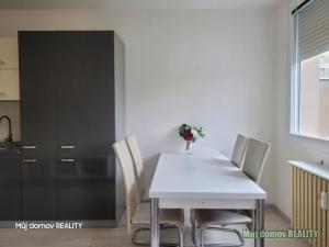 Pronájem bytu 3+1, Praha - Chodov, Doubravická, 65 m2