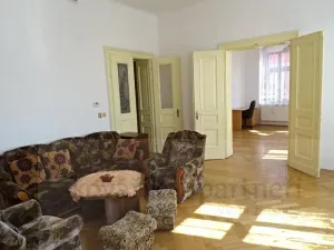 Prodej komerční nemovitosti, Rumburk, Náměstí Lužické, 568 m2