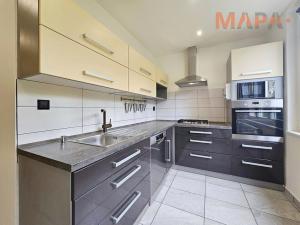 Prodej bytu 3+1, Chomutov, Zahradní, 61 m2