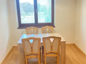 Pronájem bytu 2+kk, Jesenice, Mezi Domy, 54 m2