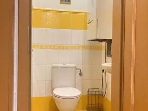 Pronájem bytu 2+kk, Jesenice, Mezi Domy, 54 m2