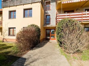 Pronájem bytu 2+kk, Jesenice, Mezi Domy, 54 m2