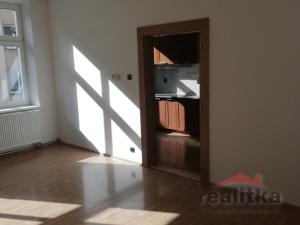 Pronájem bytu 2+1, Opava, Kasárenská, 61 m2