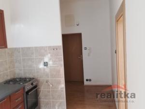 Pronájem bytu 2+1, Opava, Kasárenská, 61 m2