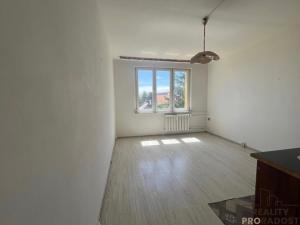 Prodej bytu 1+kk, Postoloprty, Třebízského náměstí, 20 m2