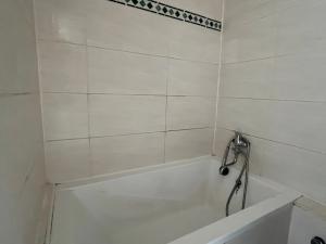 Prodej bytu 1+kk, Postoloprty, Třebízského náměstí, 20 m2