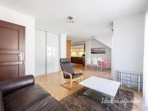 Pronájem bytu 2+kk, Praha - Vinohrady, Francouzská, 69 m2