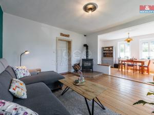 Prodej rodinného domu, Stříbrná, 228 m2
