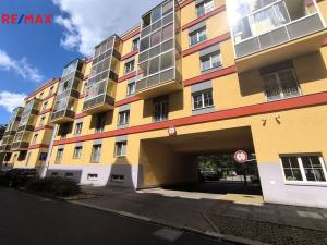 Pronájem bytu 2+kk, Karlovy Vary, Jateční, 47 m2