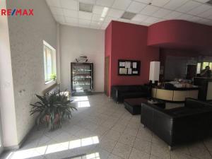 Pronájem bytu 2+kk, Karlovy Vary, Jateční, 47 m2