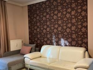 Pronájem bytu 2+kk, Karlovy Vary, Jateční, 47 m2