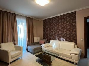 Pronájem bytu 2+kk, Karlovy Vary, Jateční, 47 m2