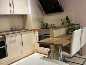 Pronájem bytu 2+kk, Karlovy Vary, Jateční, 47 m2
