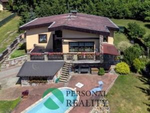 Prodej rodinného domu, Sazená, 225 m2
