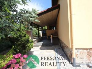 Prodej rodinného domu, Sazená, 225 m2