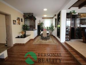 Prodej rodinného domu, Sazená, 225 m2