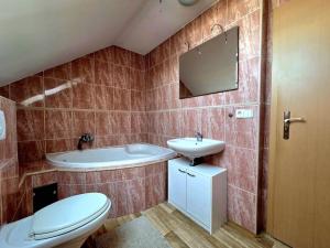 Prodej rodinného domu, Brandýs nad Labem-Stará Boleslav - Brandýs nad Labem, Viléma Plocka, 213 m2