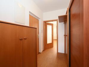 Pronájem bytu 2+kk, Praha - Zbraslav, Neumannova, 40 m2