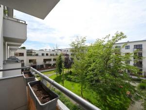 Pronájem bytu 2+kk, Praha - Zbraslav, Neumannova, 40 m2