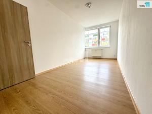 Pronájem bytu 2+kk, Praha - Vysočany, Pod Harfou, 52 m2