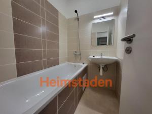Pronájem bytu 2+1, Karviná - Nové Město, tř. Osvobození, 56 m2