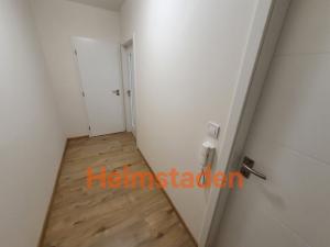 Pronájem bytu 2+kk, Ostrava - Poruba, náměstí Boženy Němcové, 46 m2