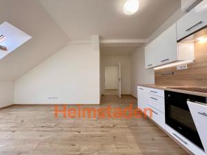 Pronájem bytu 2+kk, Ostrava - Poruba, náměstí Boženy Němcové, 58 m2