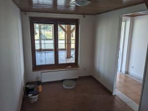 Pronájem atypického bytu, Běleč, Dukelská, 172 m2