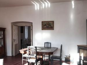 Pronájem vícegeneračního domu, Vraný, 258 m2