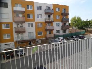 Pronájem bytu 1+kk, Milovice, Armádní, 28 m2