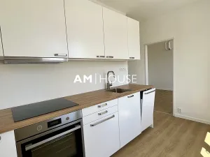 Pronájem bytu 2+1, Praha - Hloubětín, Slévačská, 52 m2