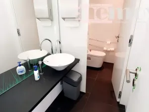 Pronájem kanceláře, Jesenice, Nákupní, 59 m2