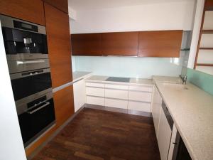Prodej bytu 3+kk, Praha - Prosek, Trmická, 155 m2
