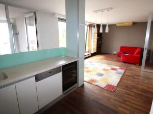 Prodej bytu 3+kk, Praha - Prosek, Trmická, 155 m2