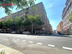 Pronájem bytu 2+kk, Praha - Holešovice, Poupětova, 55 m2