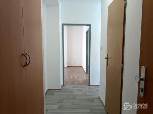 Prodej bytu 2+1, Sokolov, Heyrovského, 52 m2