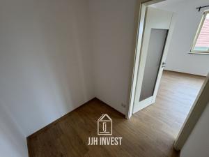 Pronájem bytu 1+kk, Poděbrady - Poděbrady II, nám. T.G.Masaryka, 34 m2