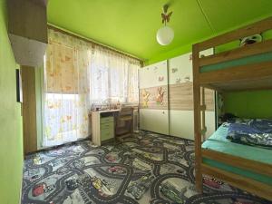 Pronájem bytu 3+1, Plzeň, Strážnická, 72 m2