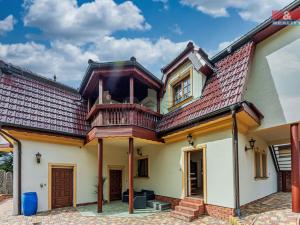 Prodej bytu 4+1, Praha - Horní Počernice, Dobrošovská, 117 m2