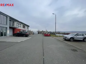 Prodej výrobních prostor, Zlín, 729 m2