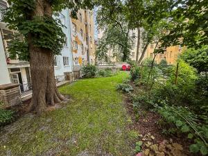 Pronájem bytu 3+kk, Praha - Vinohrady, Lucemburská, 95 m2