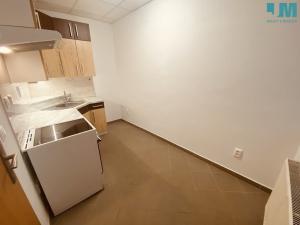 Pronájem bytu 1+1, Měřín, Náměstí, 37 m2