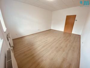 Pronájem bytu 1+1, Měřín, Náměstí, 37 m2