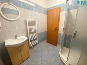 Pronájem bytu 1+1, Měřín, Náměstí, 37 m2