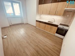 Pronájem bytu 1+kk, Měřín, Náměstí, 20 m2