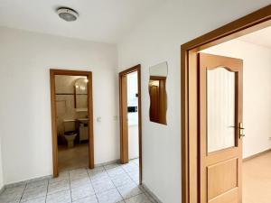 Pronájem bytu 2+kk, Karlovy Vary, Blahoslavova, 50 m2