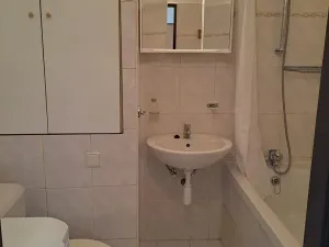 Pronájem bytu 1+kk, Praha - Střížkov, Českolipská, 33 m2